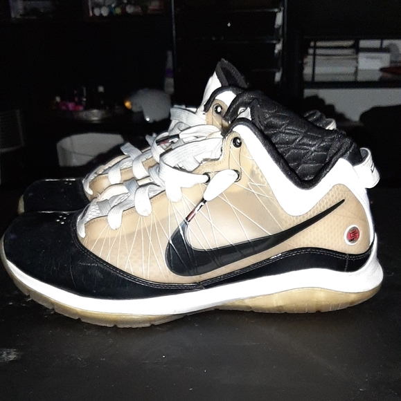 Lebron's 7 playoffs - Picture 4 of 6